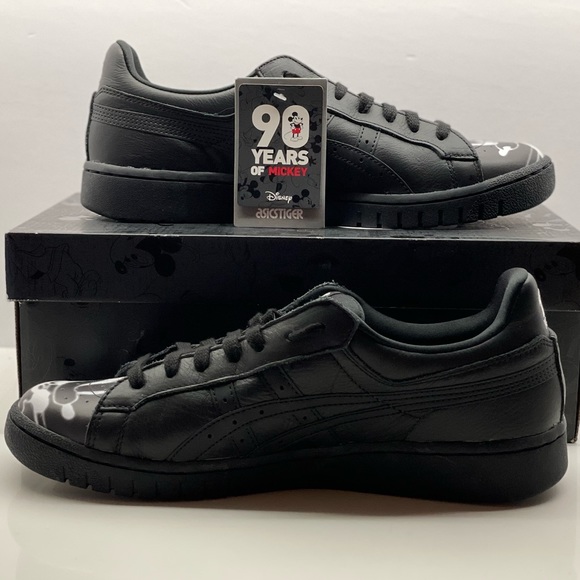 Vintage toy, cloths and sneaker head here. - Picture 11 of 12